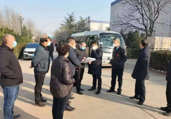 安陽市委副書記、市長(zhǎng)高永深入集團(tuán)公司援建文峰區(qū)方艙隔離點(diǎn)改建項(xiàng)目實(shí)地調(diào)研